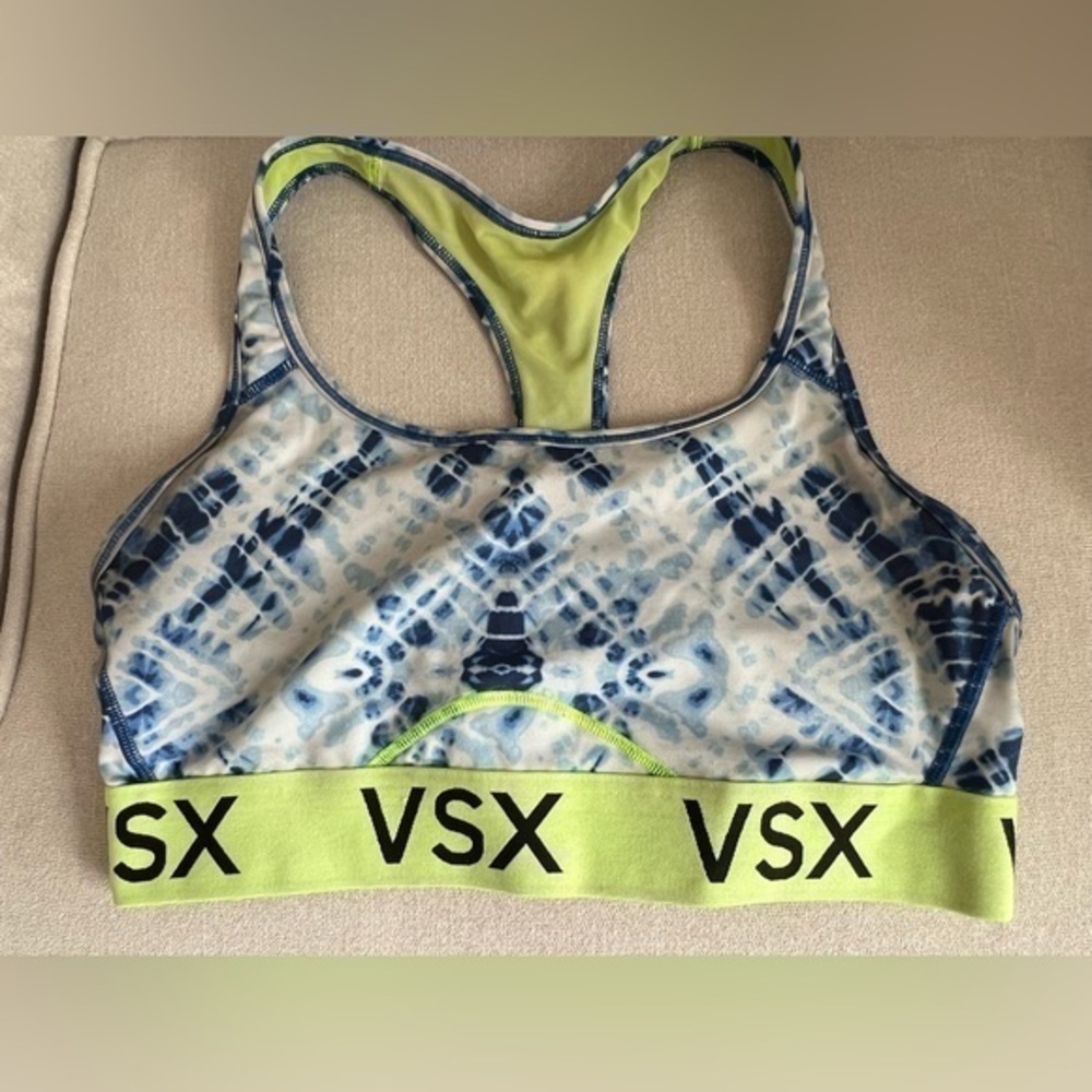 Pre-Owned Victoria's Secret VSX Sport Bra Blue Tie Die Size M.